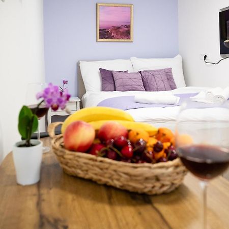 Lev Apartments Изола Екстериор снимка