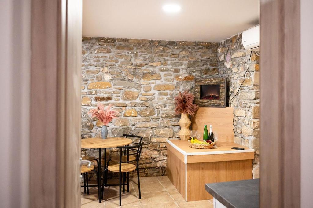 Lev Apartments Изола Екстериор снимка