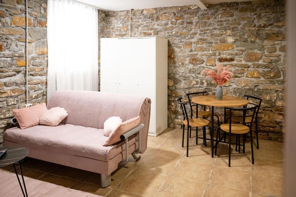 Lev Apartments Изола Екстериор снимка