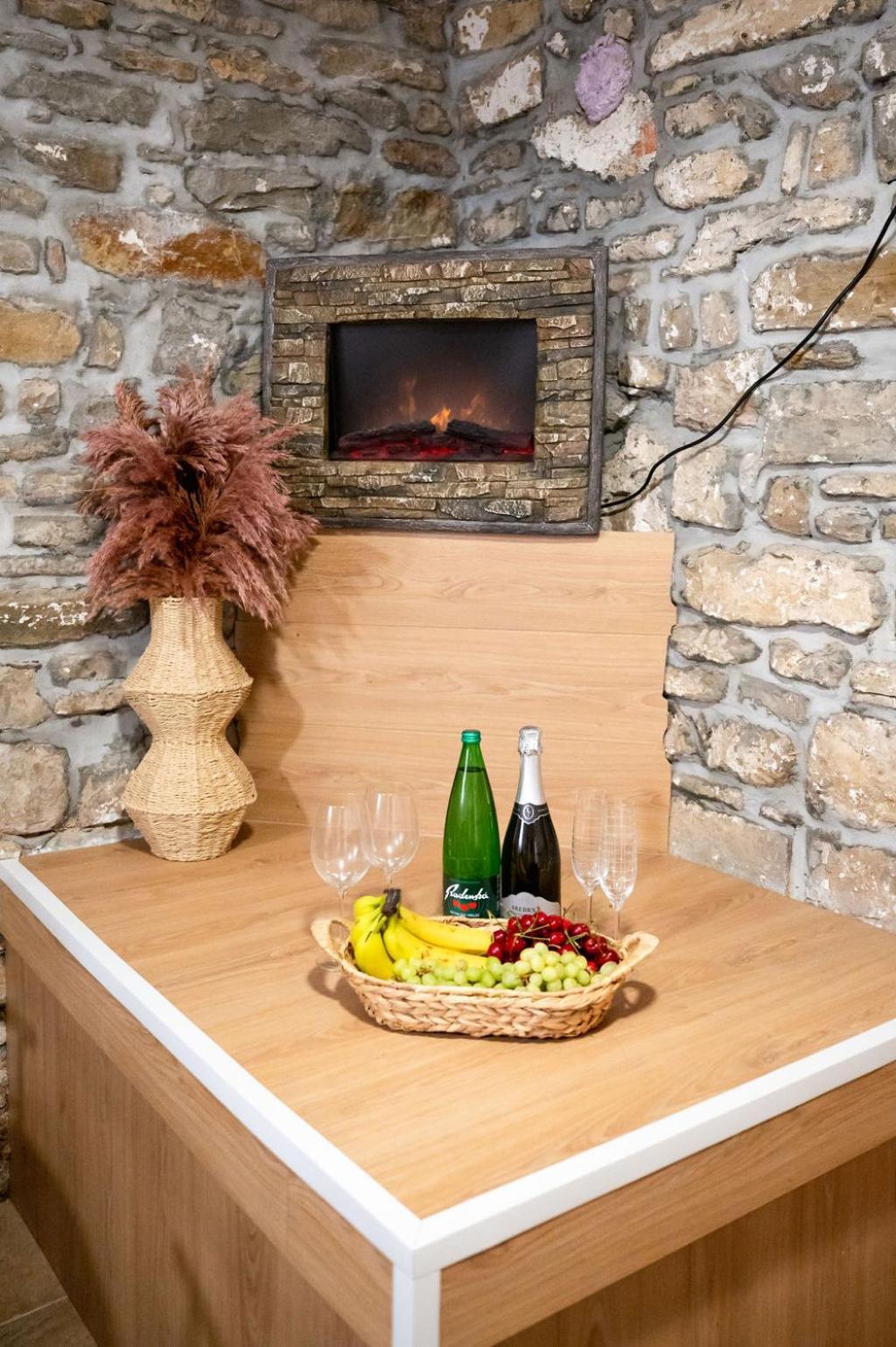 Lev Apartments Изола Екстериор снимка